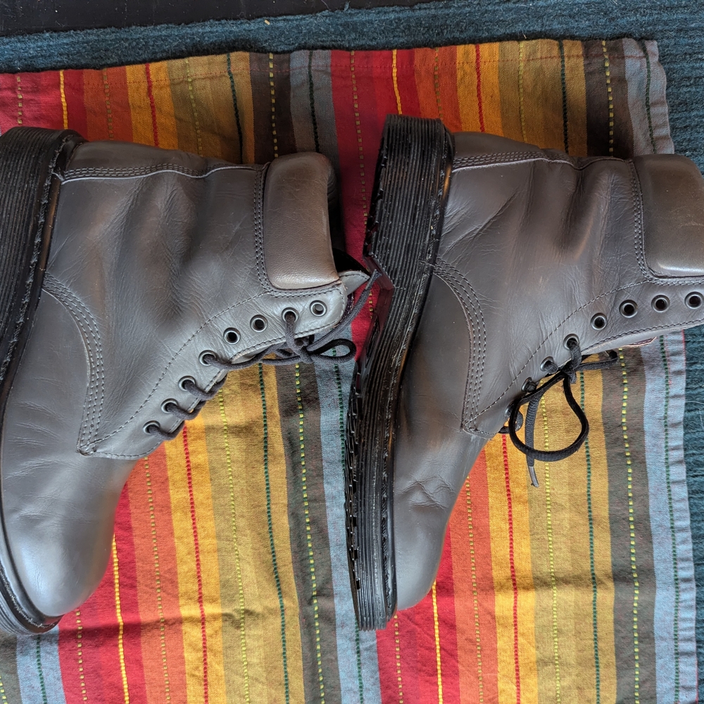 Max Mara  Grey And Purple Leather Boots - Picture 5 of 6